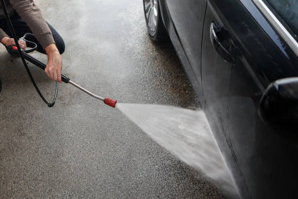 Why Choose Our Certified Pressure Washing Experts for Your Project Needs in Wallace Ridge, LA?